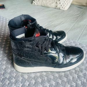 Jordan 1 rebel